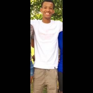 Meet your Posher, Dominick